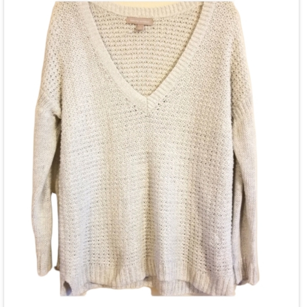 BANANA REPUBLIC CABLE KNIT V NECK SWEATER - Picture 1 of 7
